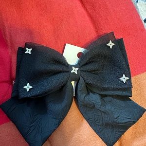 Black bow headdress with Zircon